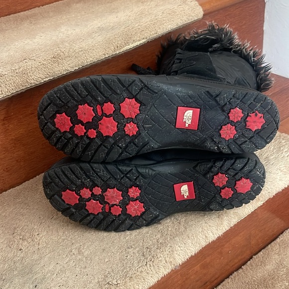 THE NORTH FACE Women’s Leather And Suede Boots Size 9 In Excellent Condition - Picture 7 of 13